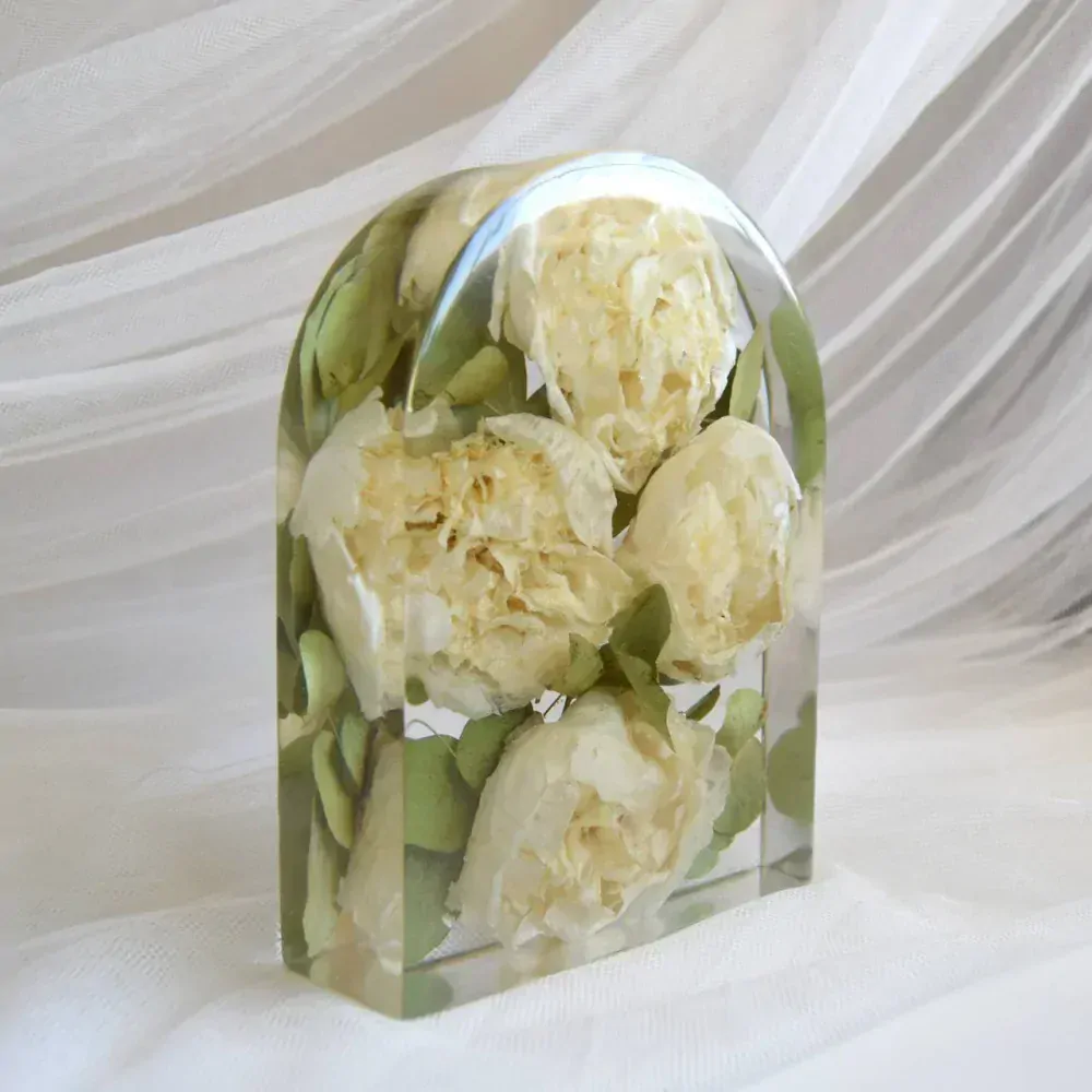 Kytice v pryskyřici - oblouk 20x15