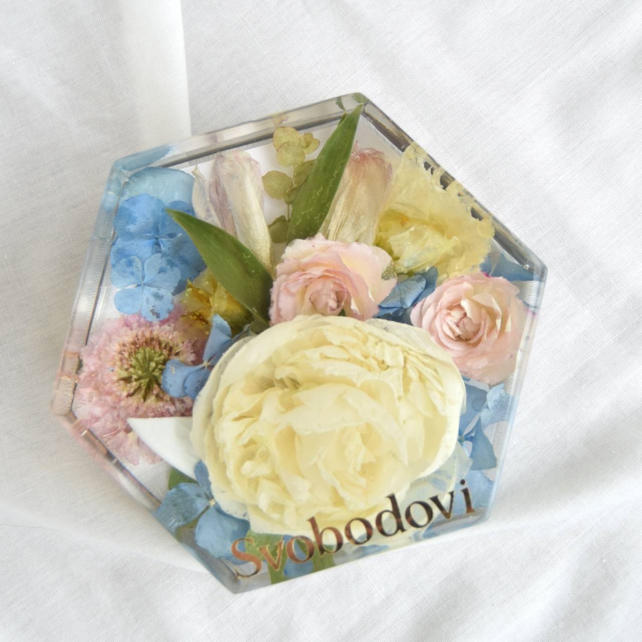 Kytice v pryskyřici - Hexagon malý 14,5x12,5