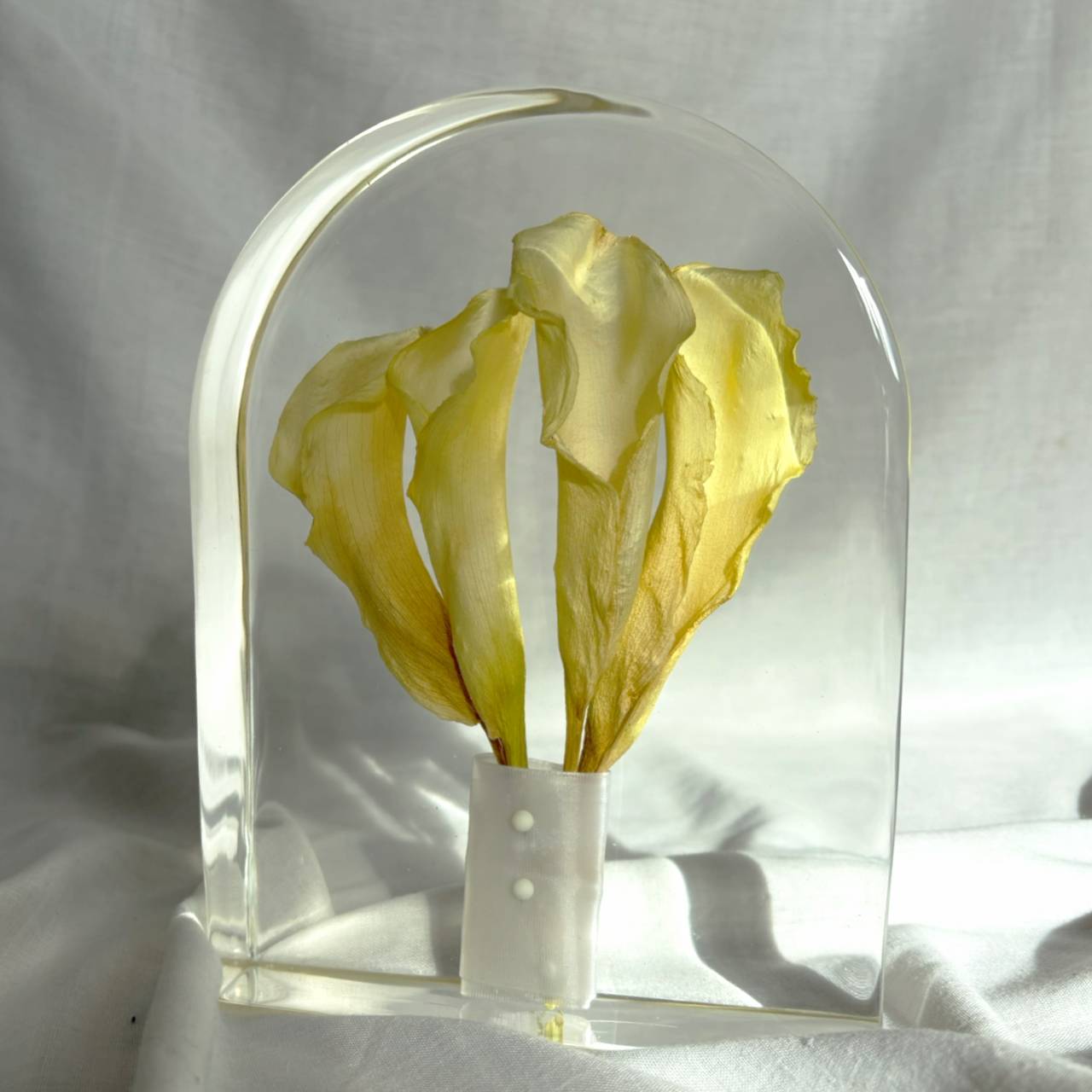 Kytice v pryskyřici - oblouk 20x15