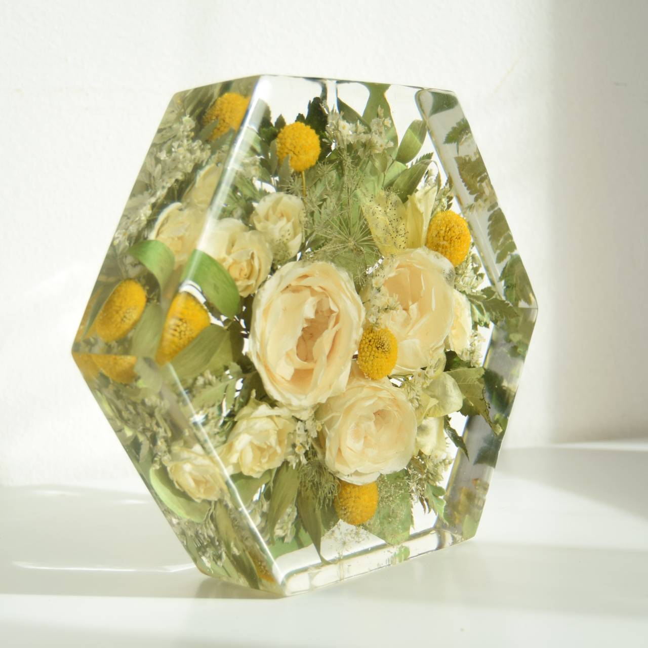 Kytice v pryskyřici - Hexagon střední 20x18
