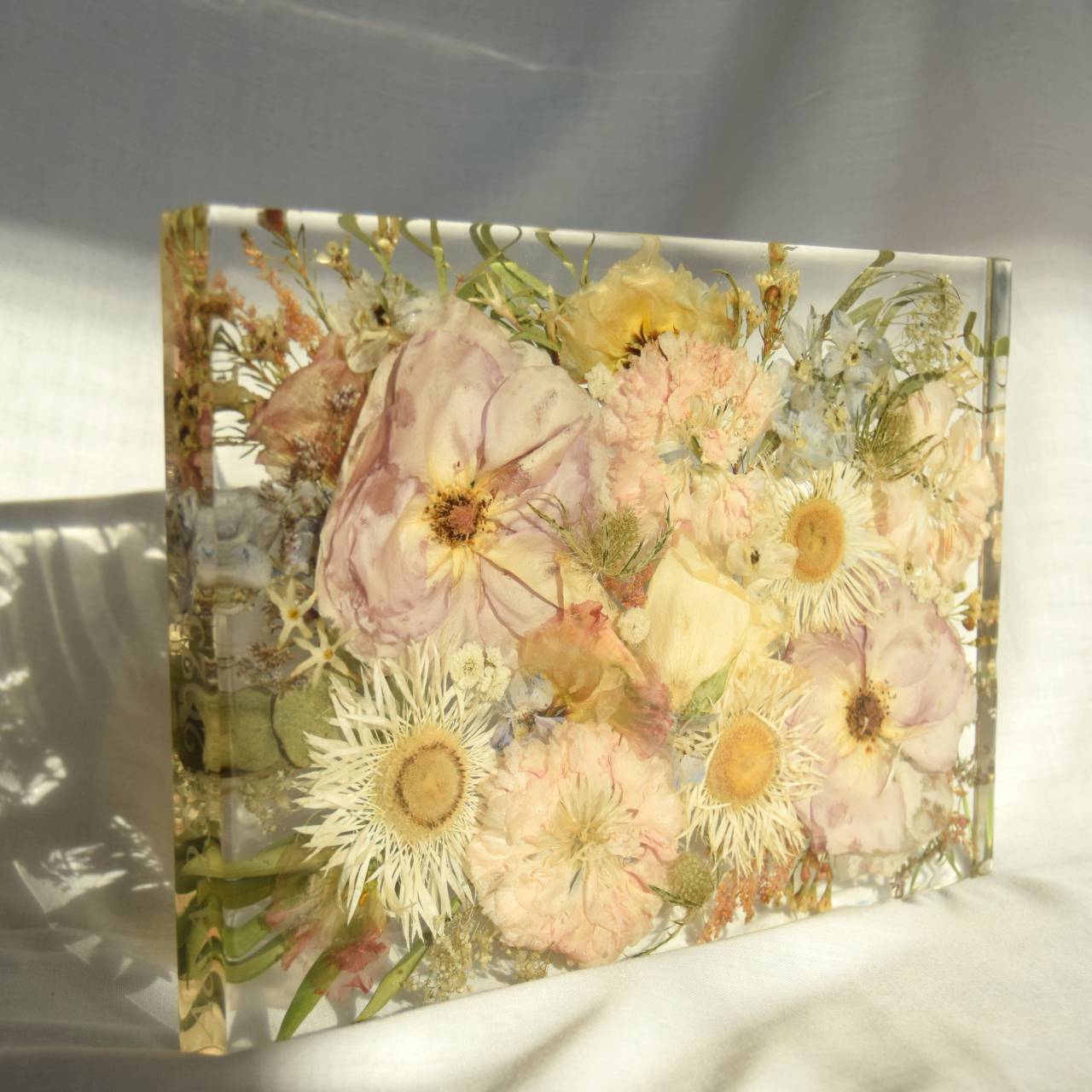 Kytice v pryskyřici - tenký obraz 30x21x2 cm