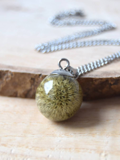 Náhrdelník s bodlákem bělotrnu