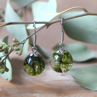 Kuličkové náušnice s pravým mechem